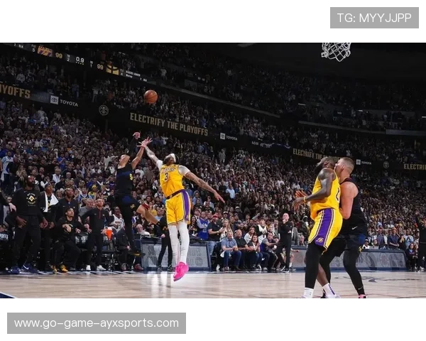 湖人转移球路打乱对方防守节律