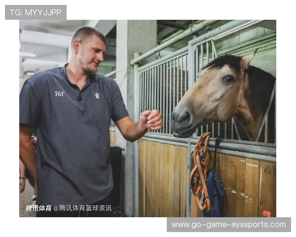 约基奇又被拍到赛马：网友：他到底爱哪个？