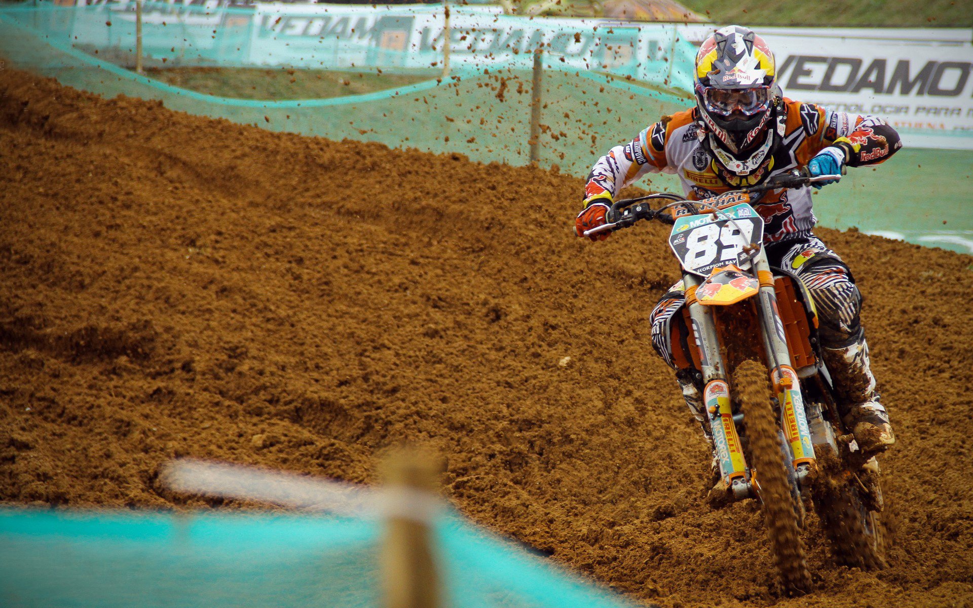 球员连续三场破门